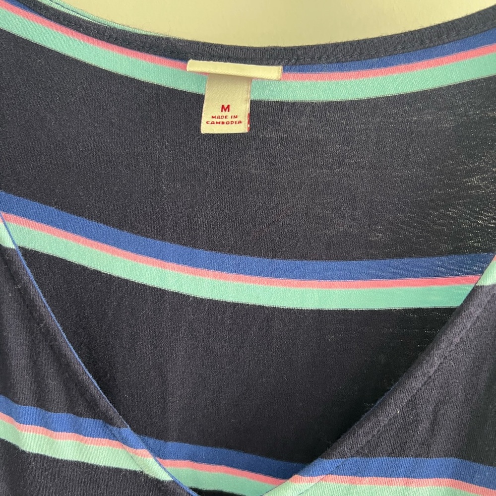 Striped V-Neck Dress with waist tie - Picture 4 of 4